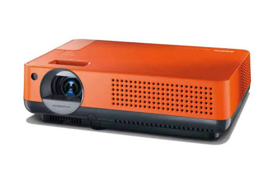 ویدیوپروژکتور Sanyo PLC-XE32