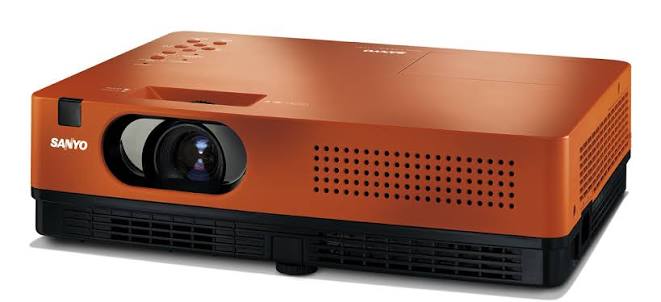ویدیوپروژکتور Sanyo PLC-XE33
